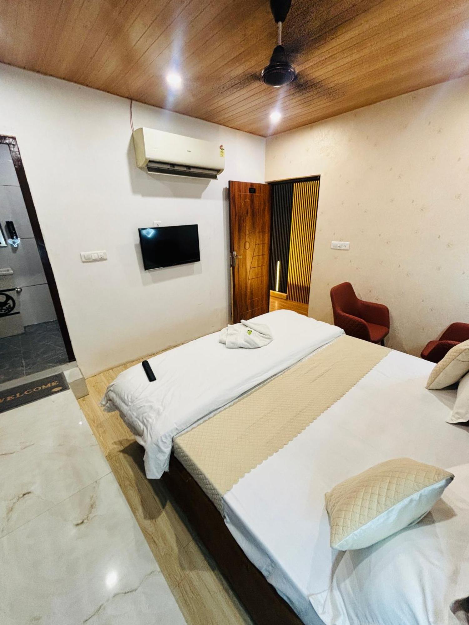 Hotel Dream Villa Ludhiana Exterior foto