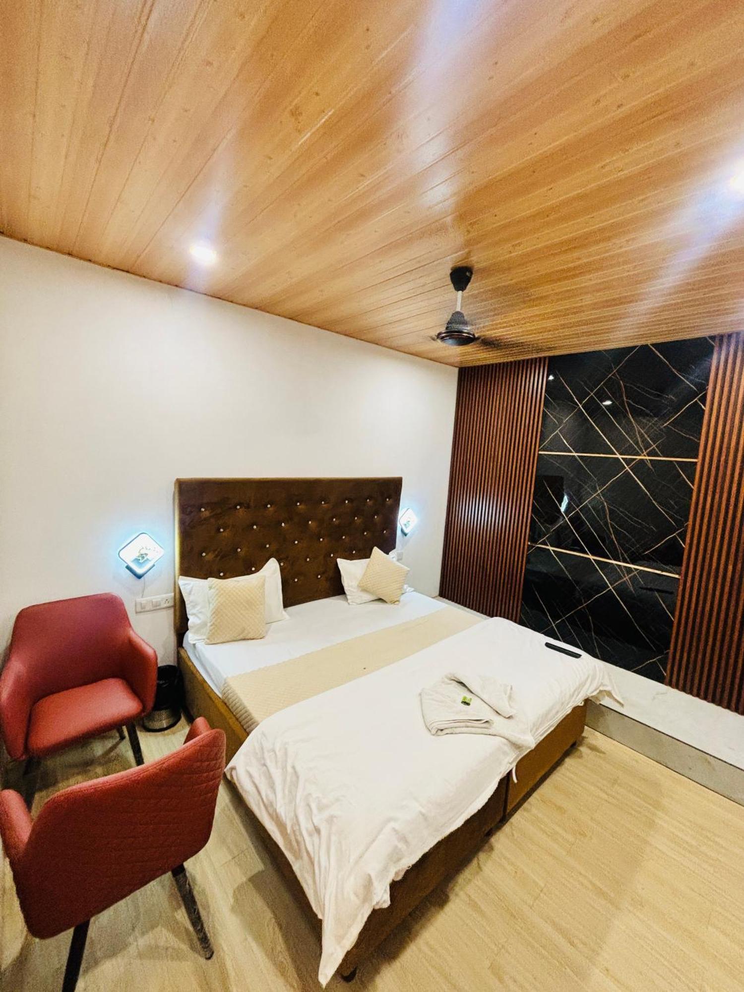 Hotel Dream Villa Ludhiana Exterior foto